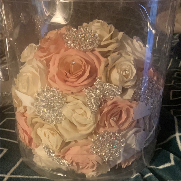 Elegant Pink and Cream Floral Arrangement